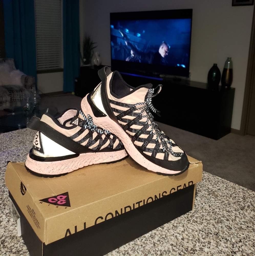 Nike ACG REACT TERRA GOBE size 11